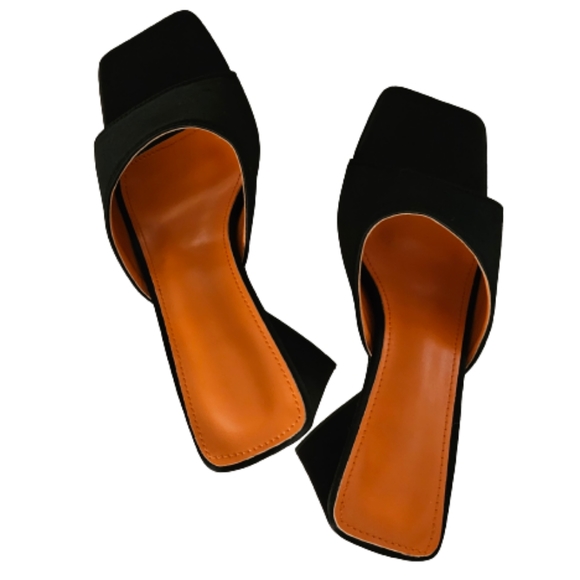 Radia Chunky Triangle Mule Sandals - Picture 5 of 14